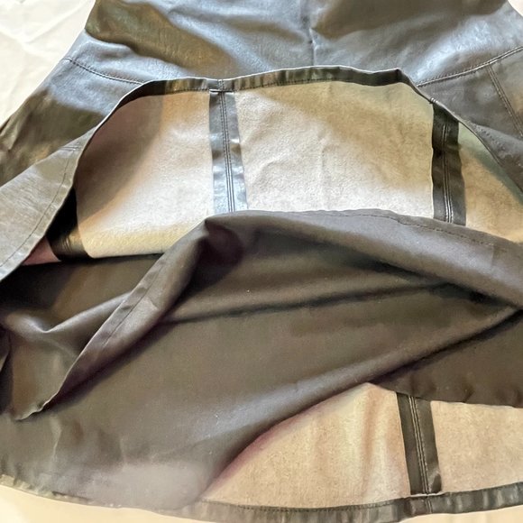 Ann Taylor Pleather Skirt size 0 - Picture 5 of 7